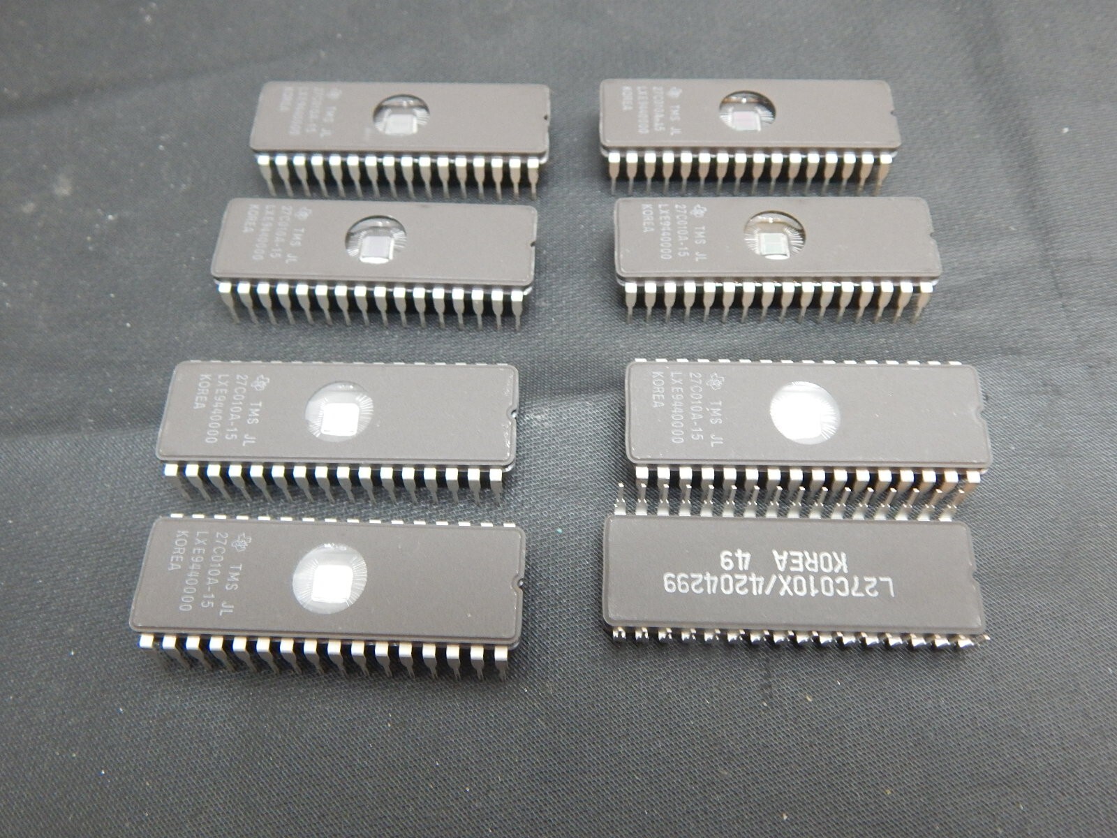 TI TMS27C010A-15JL EPROM, 128K x 8, 32 Pin CDIP – LOT OF OF 8 IC’S – FAST SHIP