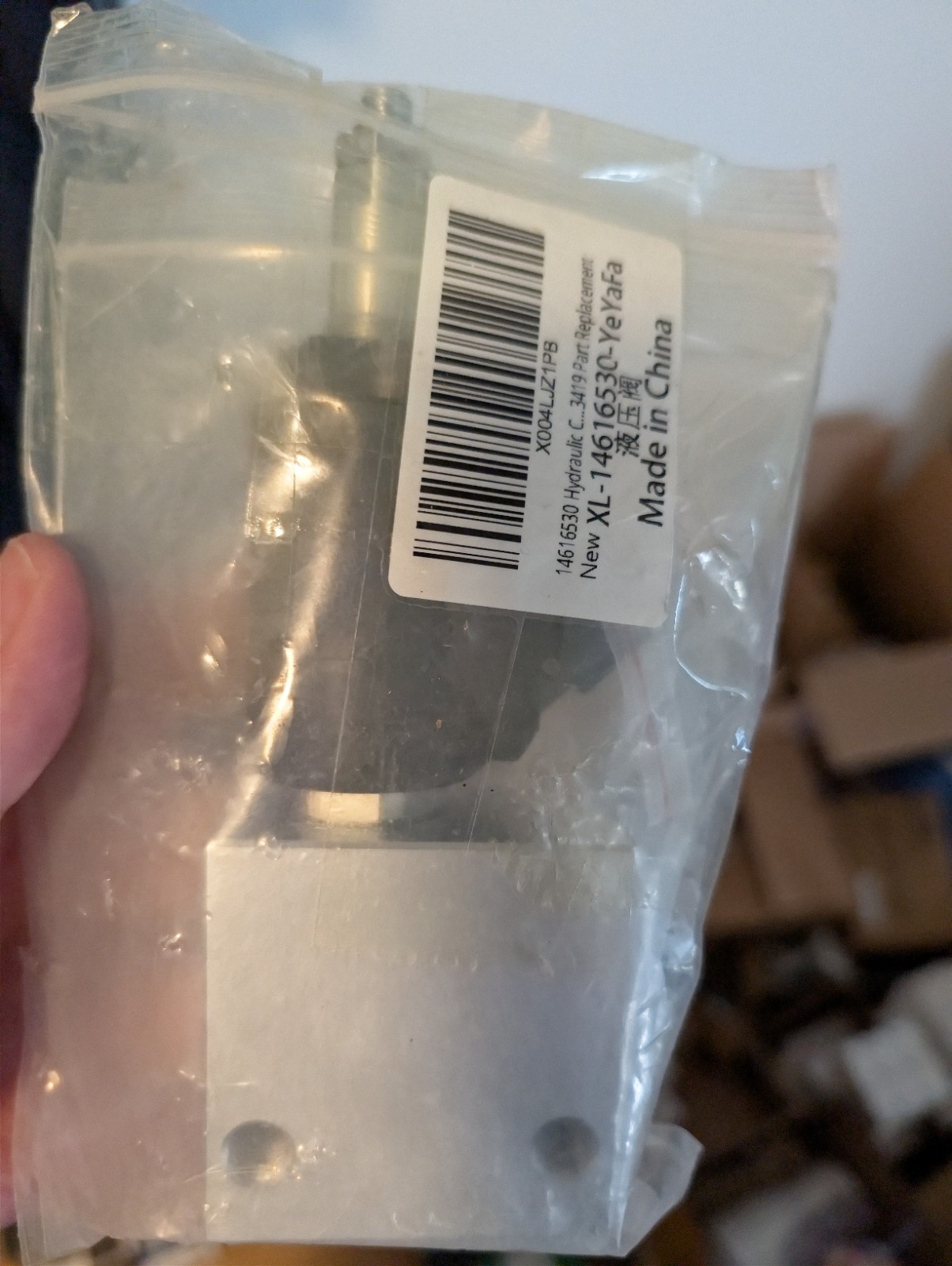 Hydraulic Cooling Fan Solenoid Valve For Volvo Excavator EC210 EC340D 1461652 24