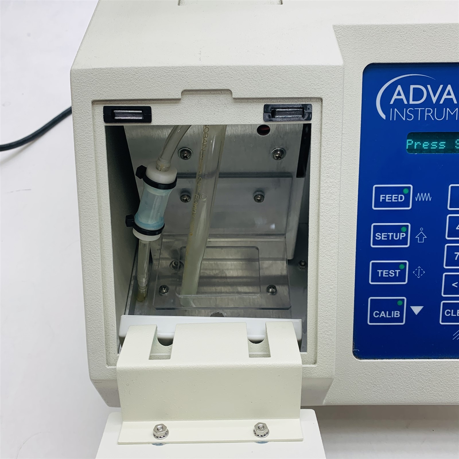 Advanced Instruments Model 3250 Laboratory Single Sample Osmometer (No Key)