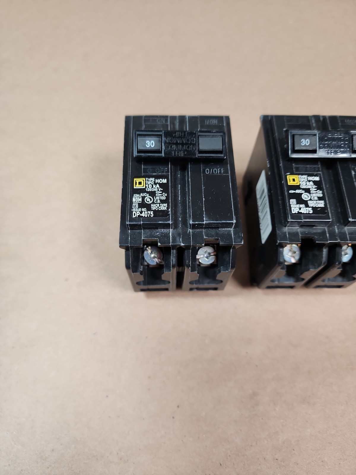 Lof Of 2 Square D 30A Double Pole HOM230 Circuit Breaker HOM230 New