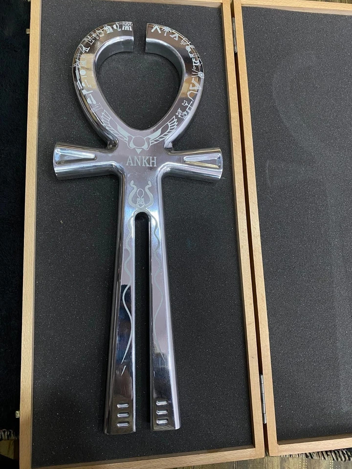 Item description from the seller Please Message Us about required Size And Shade