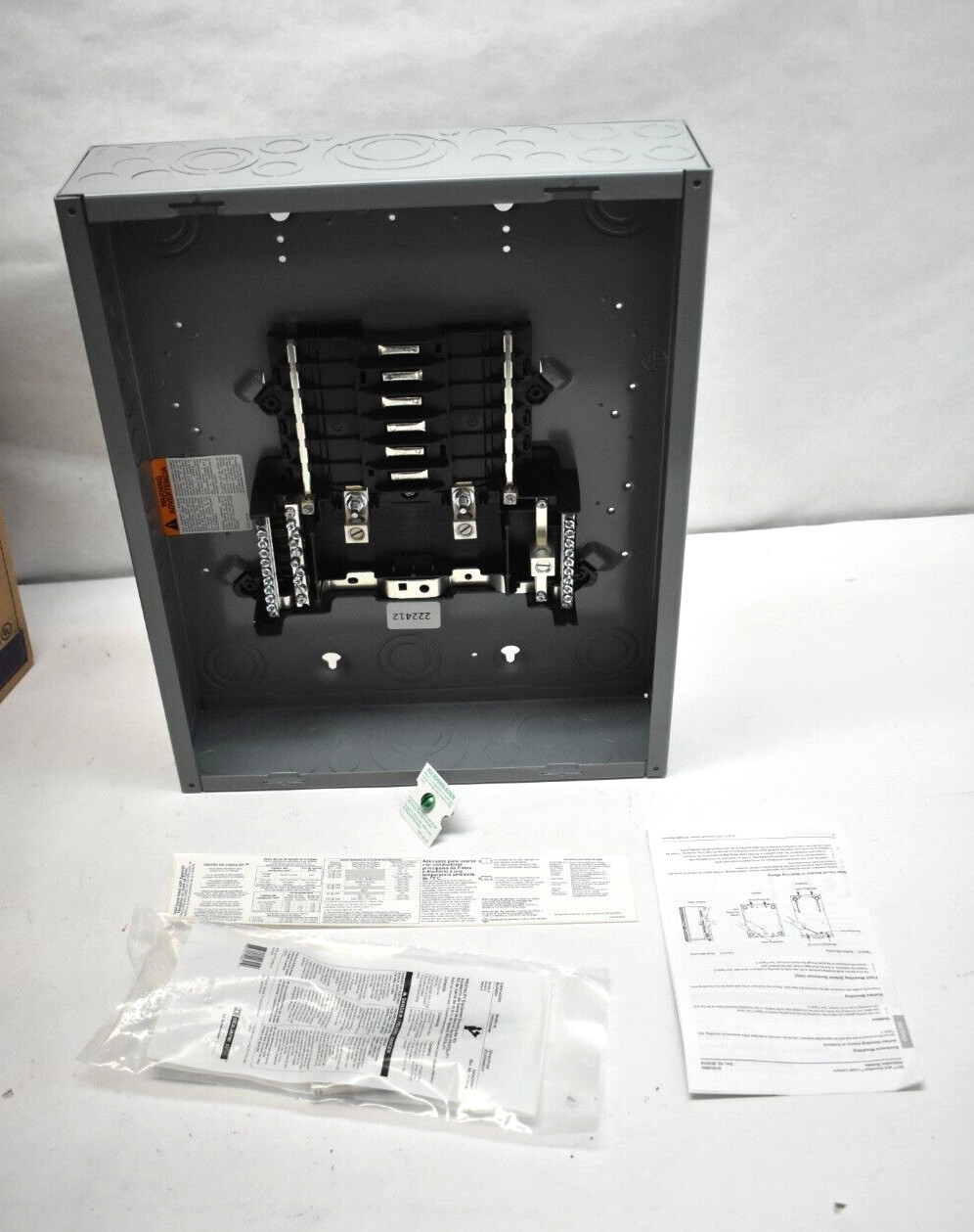 SQUARE D Main Lug Load Center 12 Spaces 125 A 120/240V AC QO Circuit Breaker