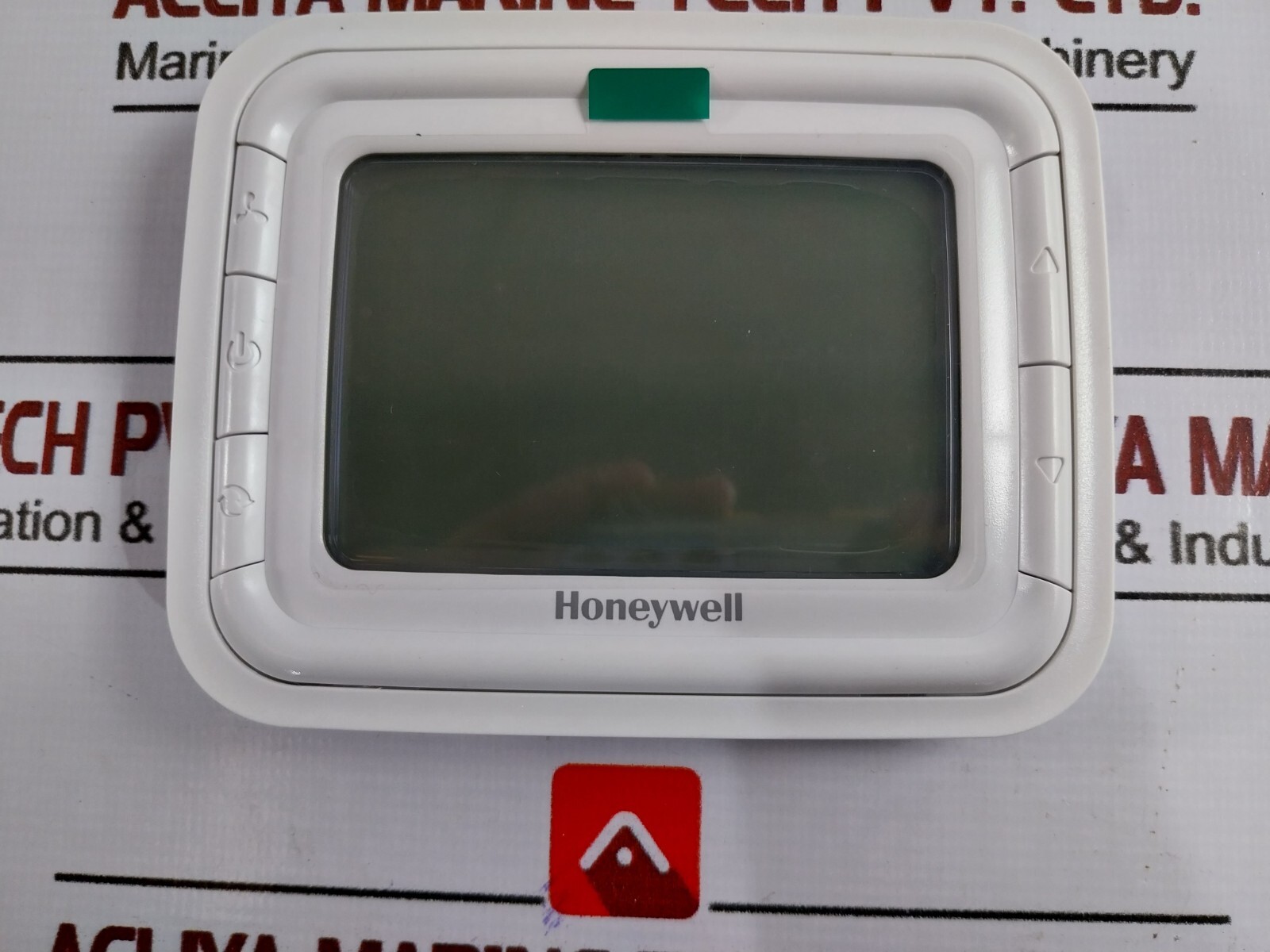 HONEYWELL T6865H2WB Large LCD Digital Thermostat 24VAC