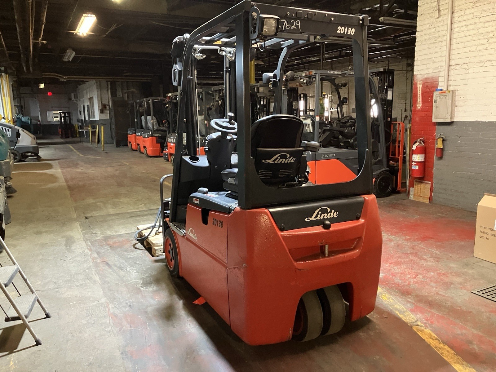 2020 Linde 3600 LB Forklift with Side Shift and Triple mast lithium-ion battery