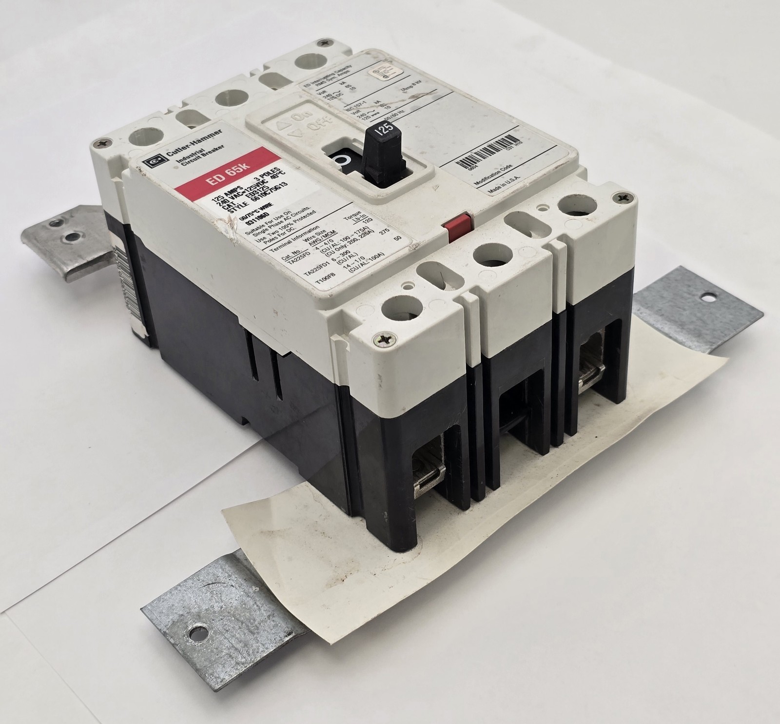 Cutler Hammer ED3125 Circuit Breaker 125A 240V 3P Style 6610C75G13