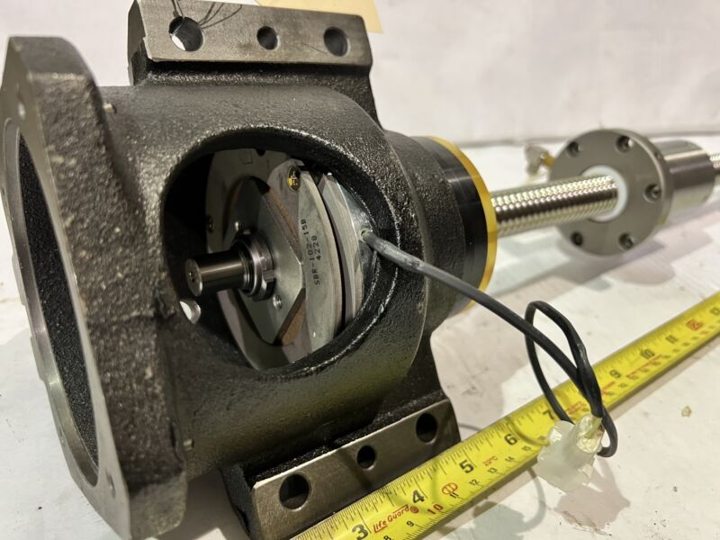 TSUBAKI BALL SCREW ASSY. # LH-0784-3 THD LENGHT: 21.5″ THD dia: 25mm