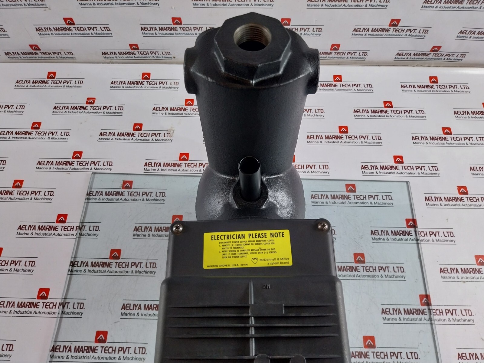 McDonnell & Miller 150SHD Low Water Cut-off/Pump Controller 150 PSI 115V/230V AC