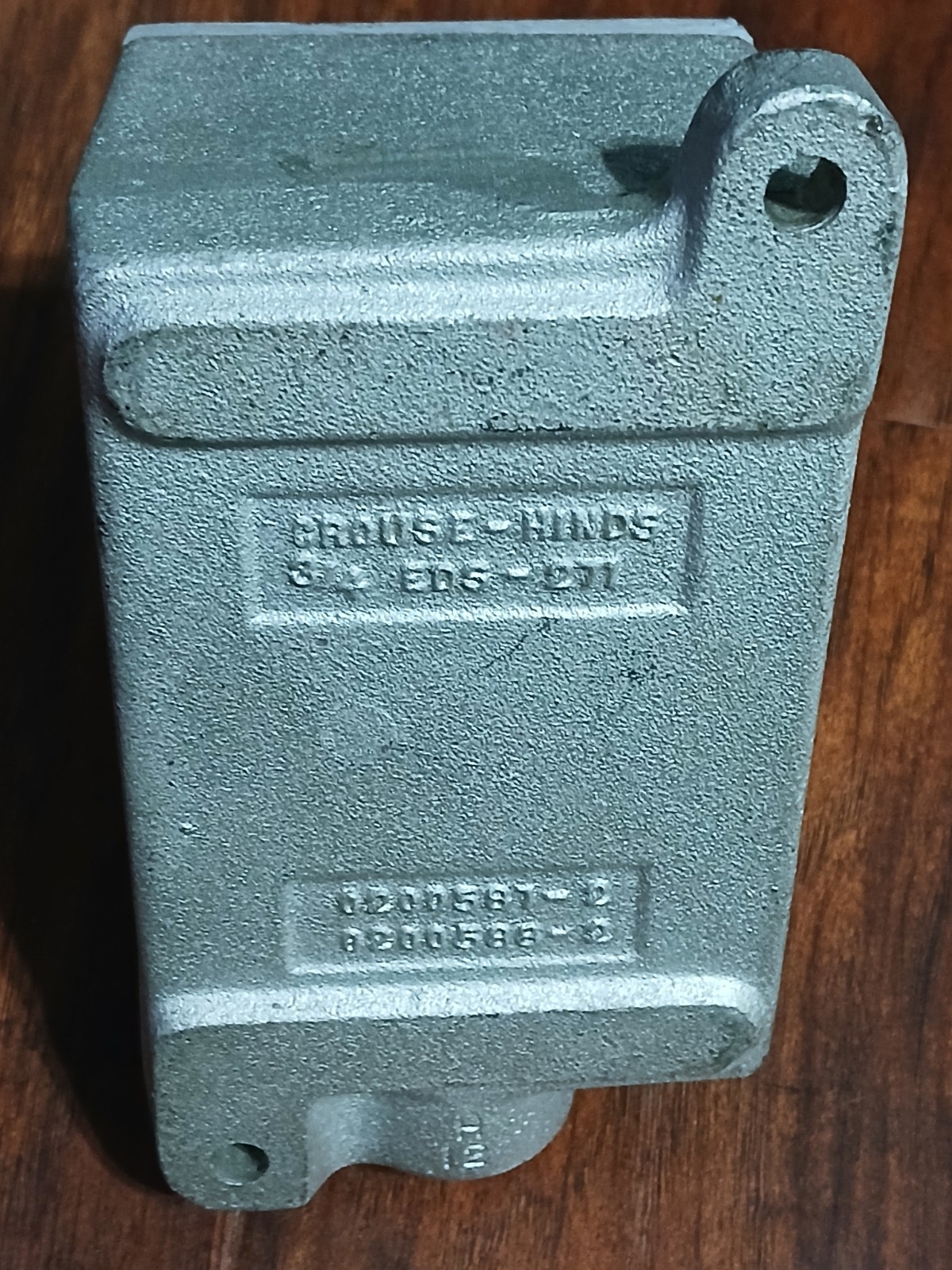 Crouse-Hinds EFS2194 Explosion Proof Tumbler Switch Condulet 3/4 EDS-271 New