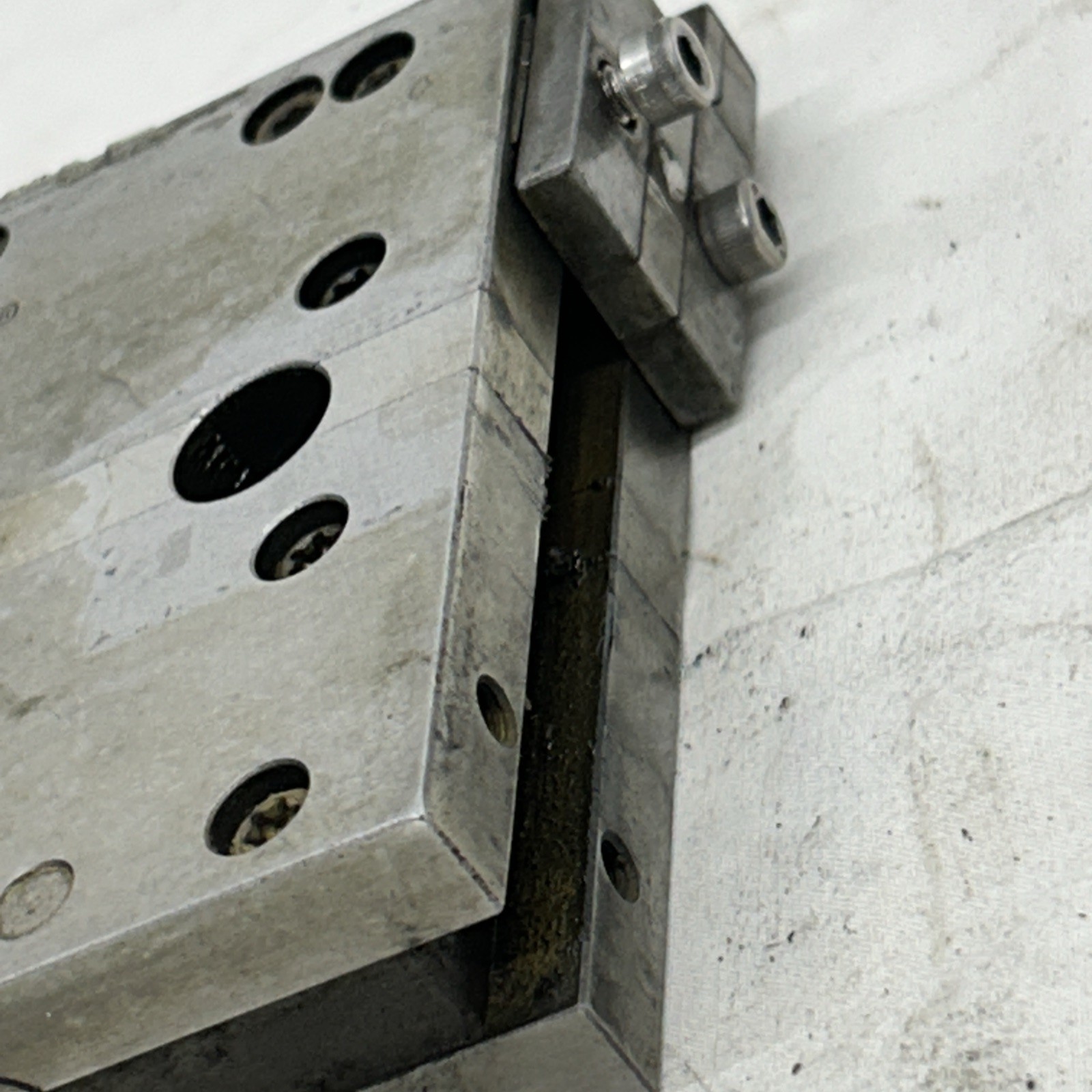hermann schmidt Stainless Steel Magnetic Chuck. Ems For Wire Edm Single Pole