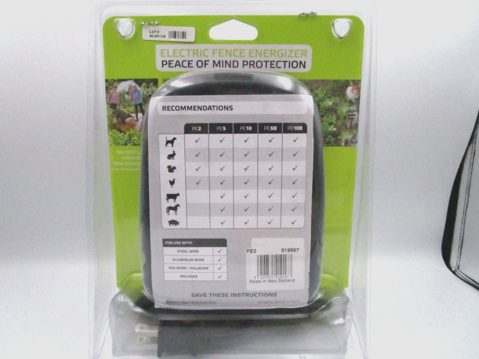 NEW PATRIOT ELECTRIC FENCE ENERGIZER PE2 FOR PET GARDEN