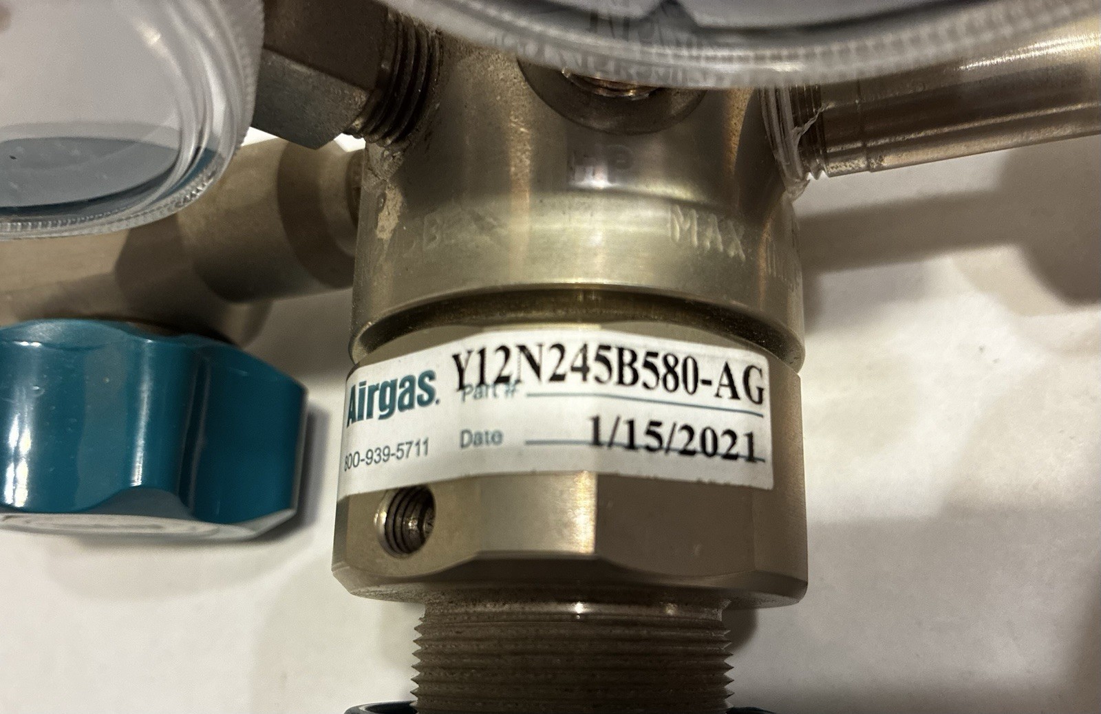 Airgas Y12-C245B580-AG High Purity Brass Two-Stage Gas Regulator-rare