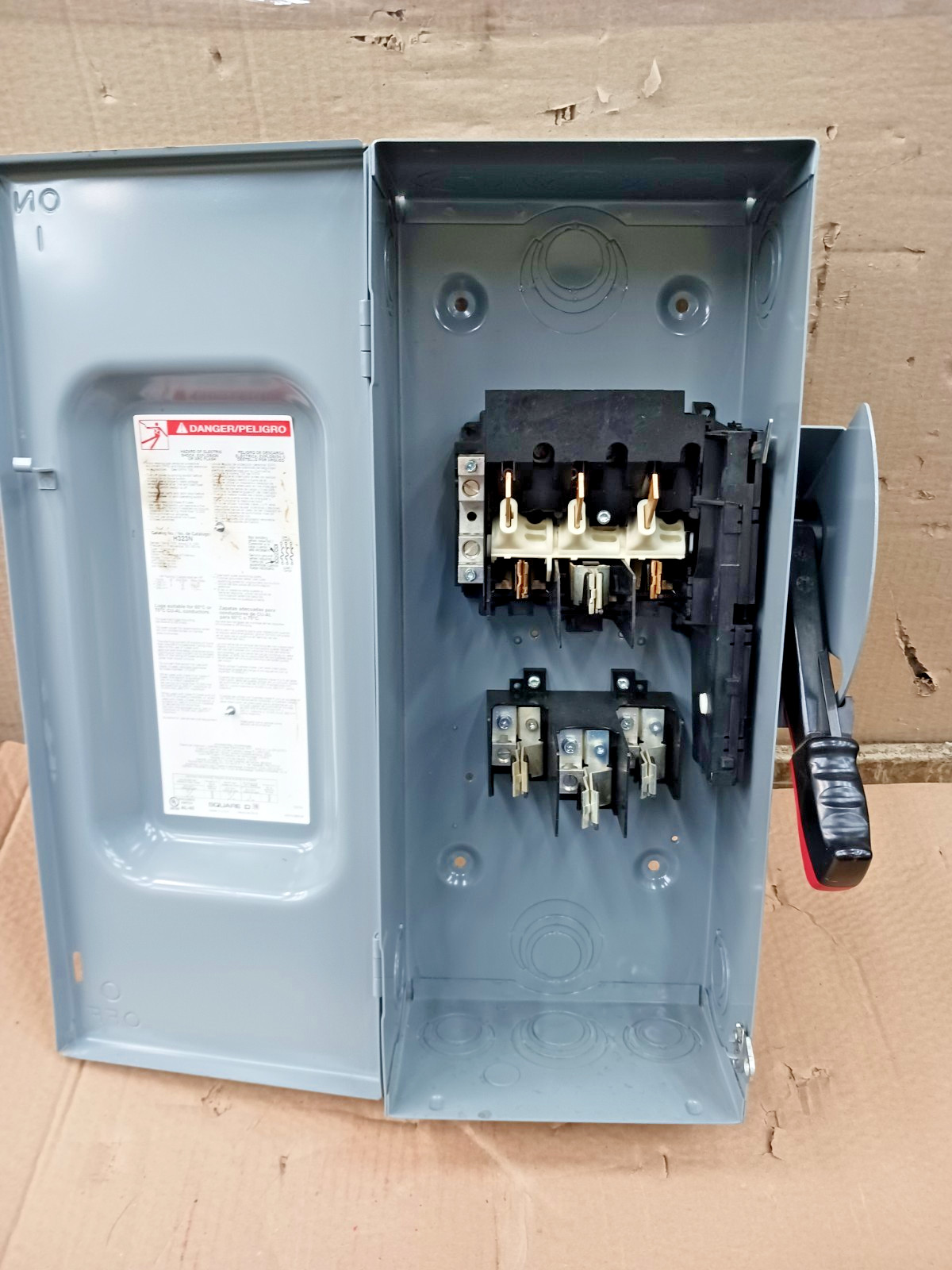 New Square D 100 Amp Fusible Safety Switch 3 Pole with Neutral 240 Vac H323N