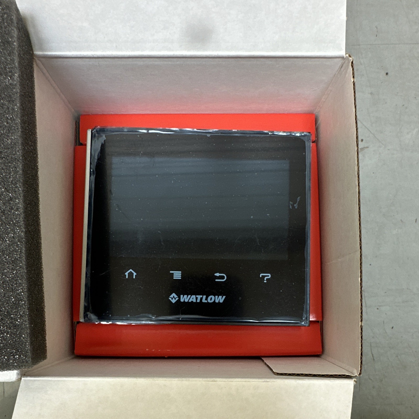 Watlow F4T 1/4 DIN Controller 4.3in Touchscreen Color Display F4T1A1AAA1A5AAAA