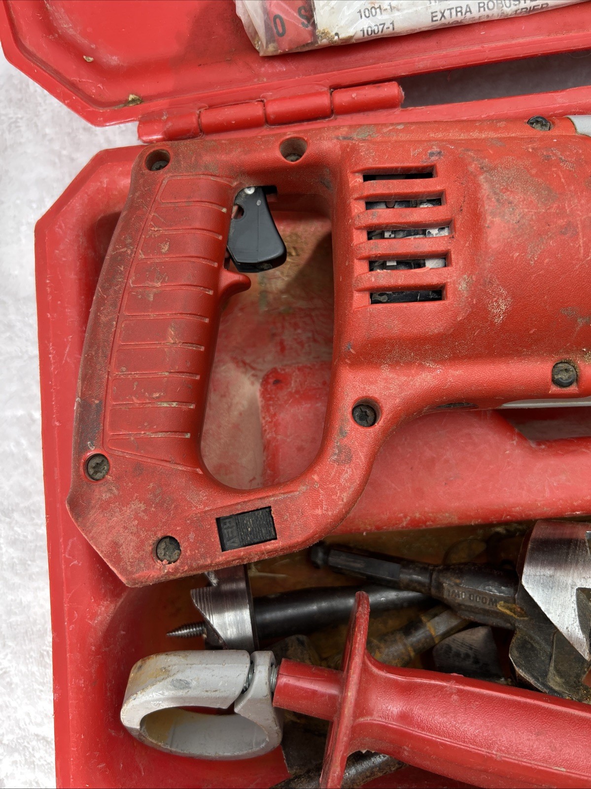 Milwaukee 1107-1 1/2″ Right Angle Drill Hole Hawg w/ Case Chuck Key Handle Extra