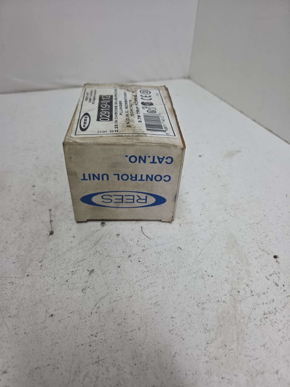Rees Control Unit 02919-012, 2.25 inch Metal Mushroom Plunger **NOS**