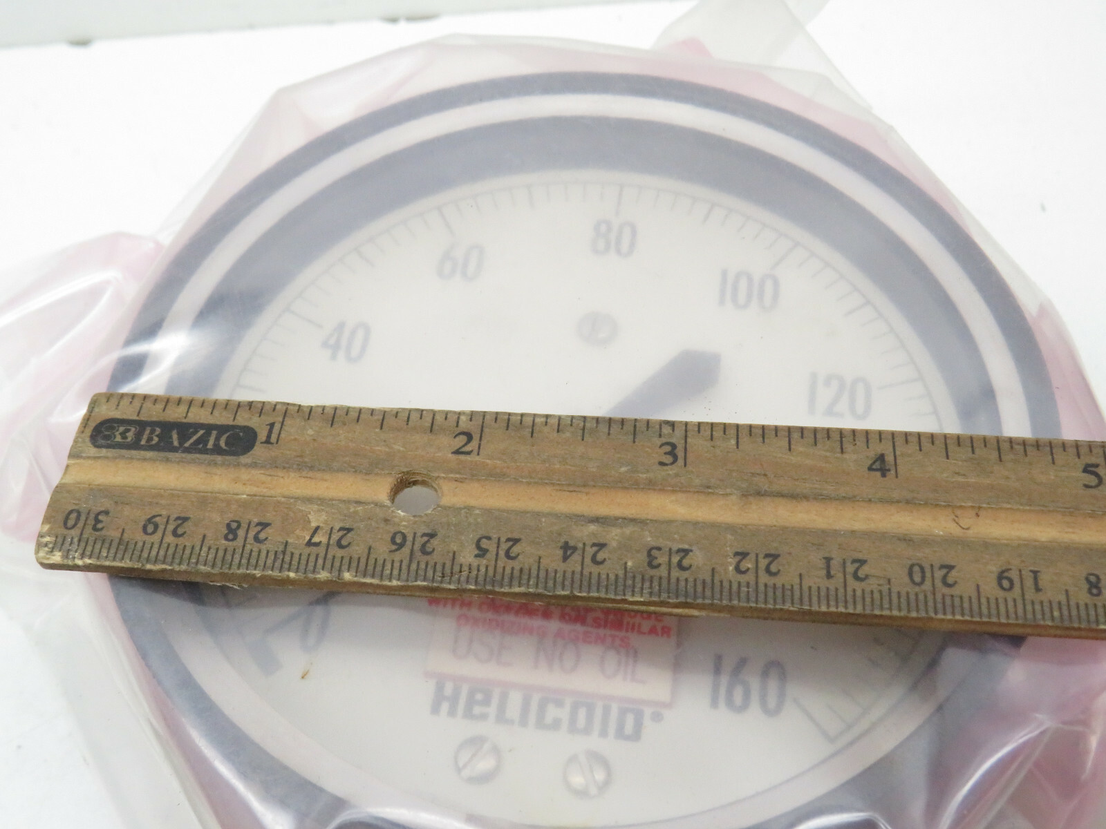 Helicoid F1C1F3A000000 Pressure Gauge 0-160PSI, 4-1/2″ 1/4 NPT, 410 ALSM