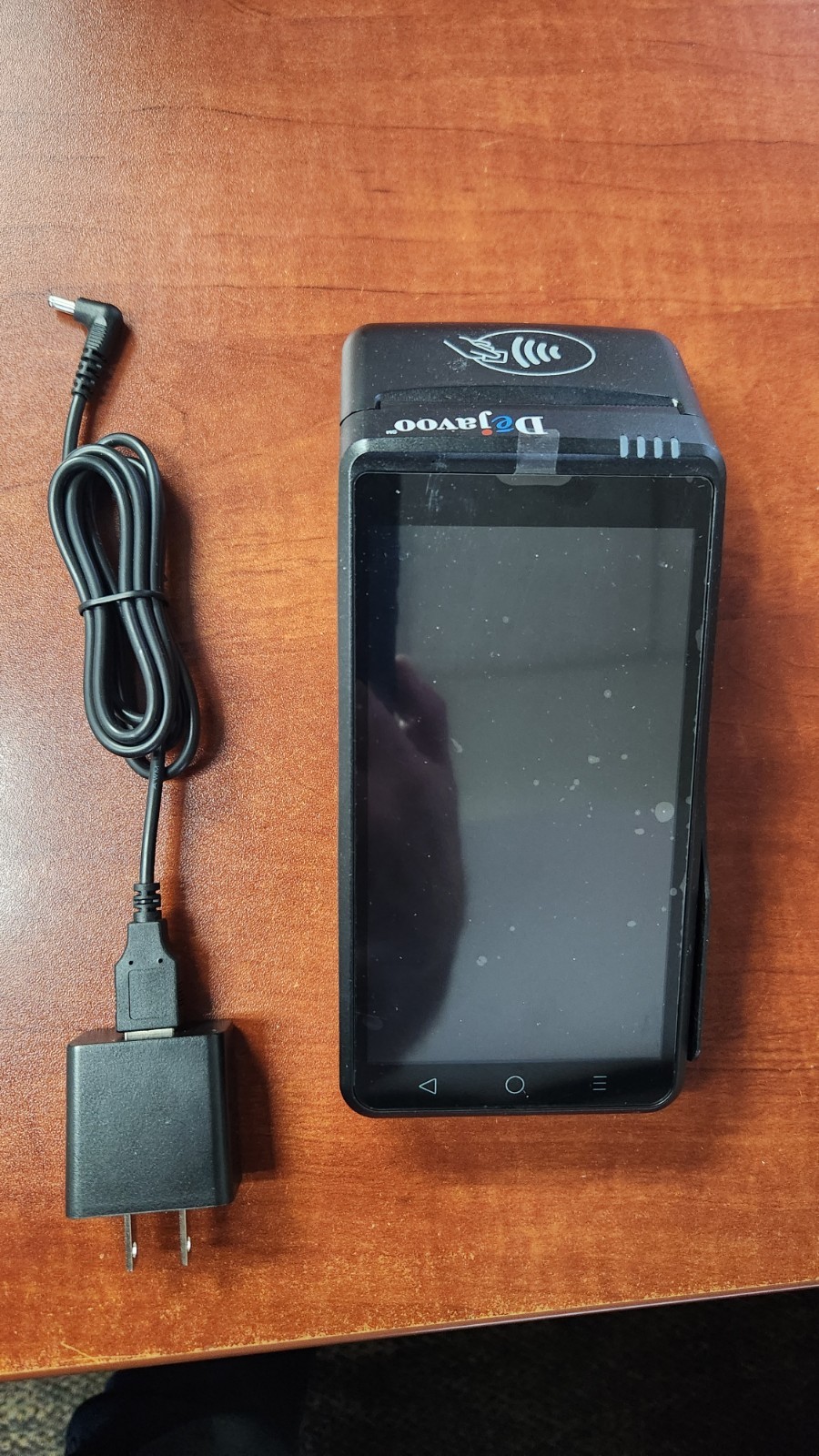 DEJAVOO QD2 WIRELESS TERMINAL (4G + WIFI) “UNLOCKED” USED