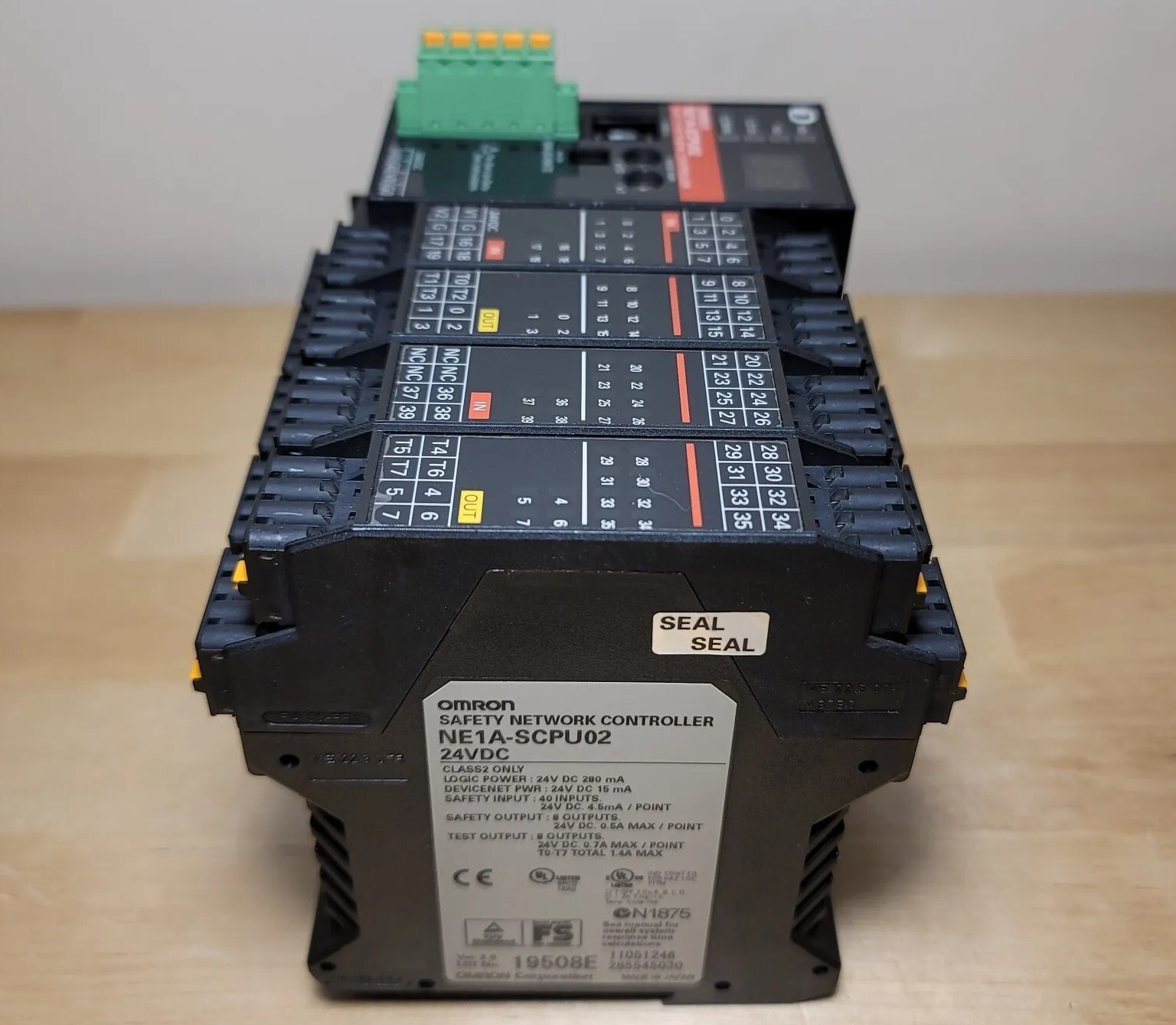 Omron NE1A-SCPU02 Safety Network Controller 24VDC 40 Inputs 8 Outputs