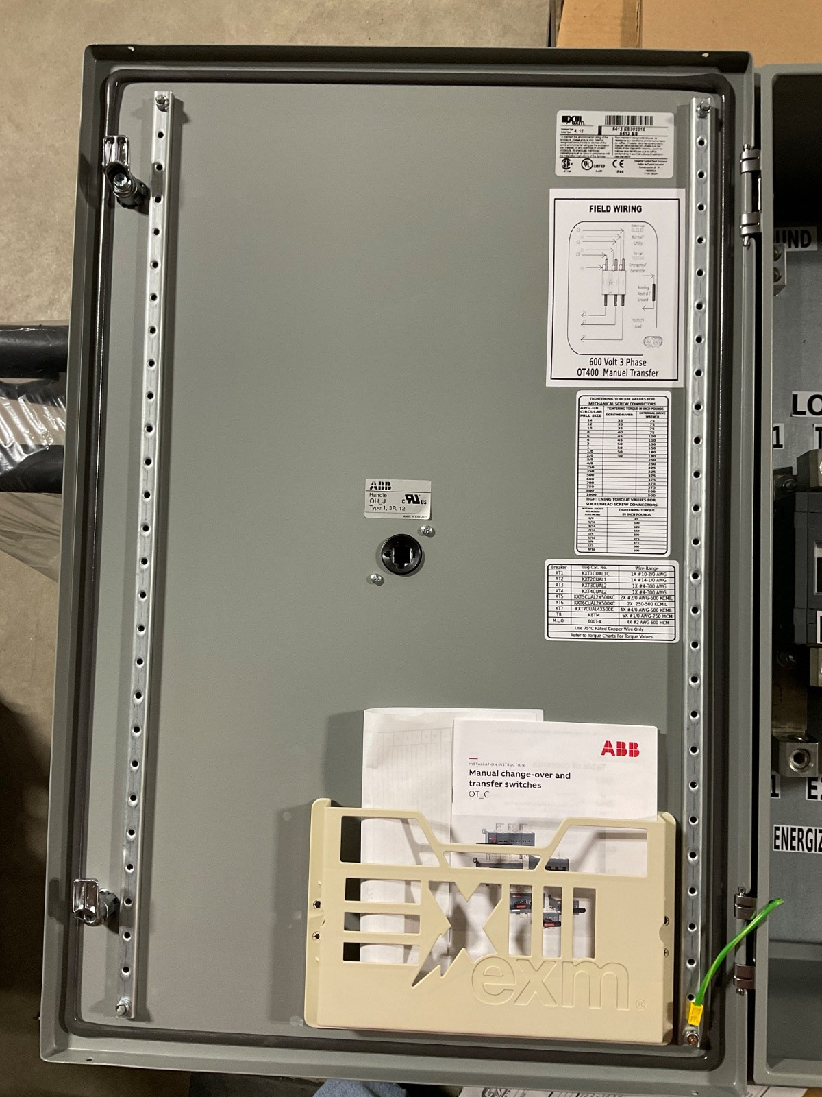 NEW EXCO MTS-400A-OT-N3R MANUAL TRANSFER SWITCH 400A 3P4W 600V 2x SOURCE 1x LOAD