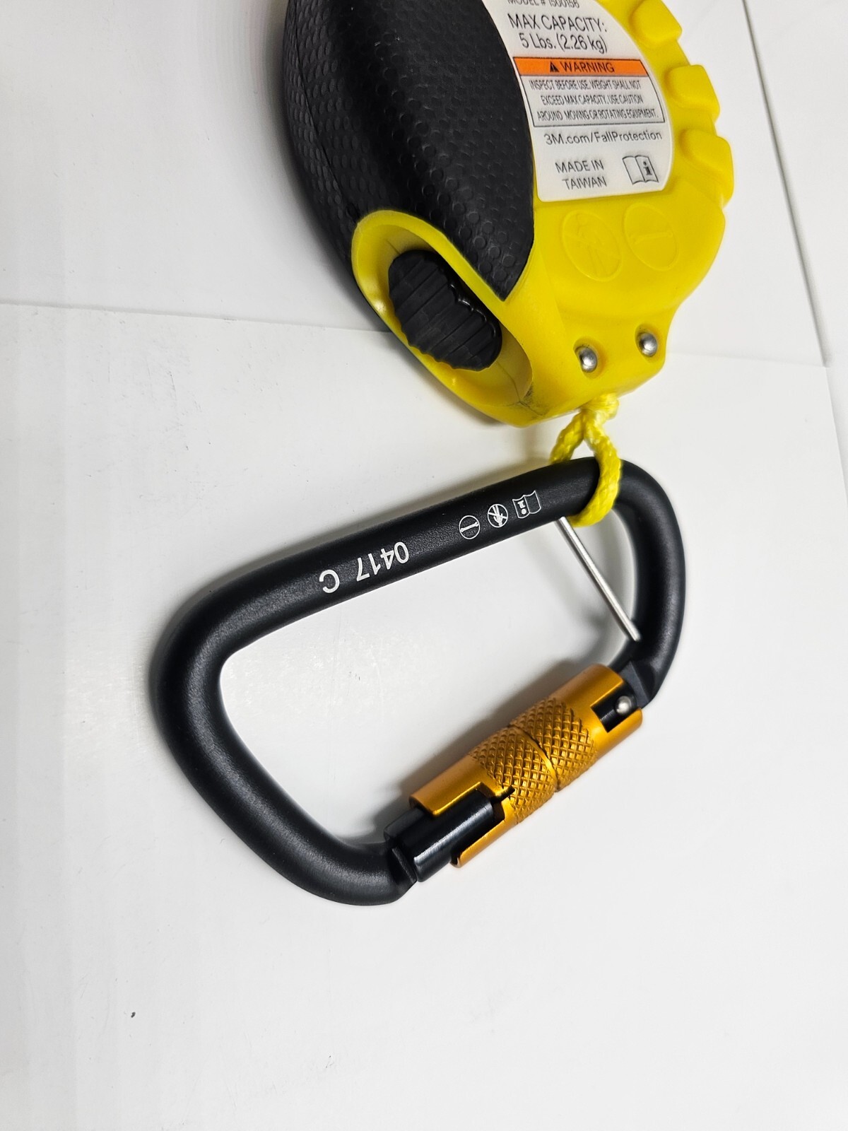3M Dbi-Sala Tool Lanyard Retractable 1500156 Weight Capacity 5 lb. (2.3 kg)