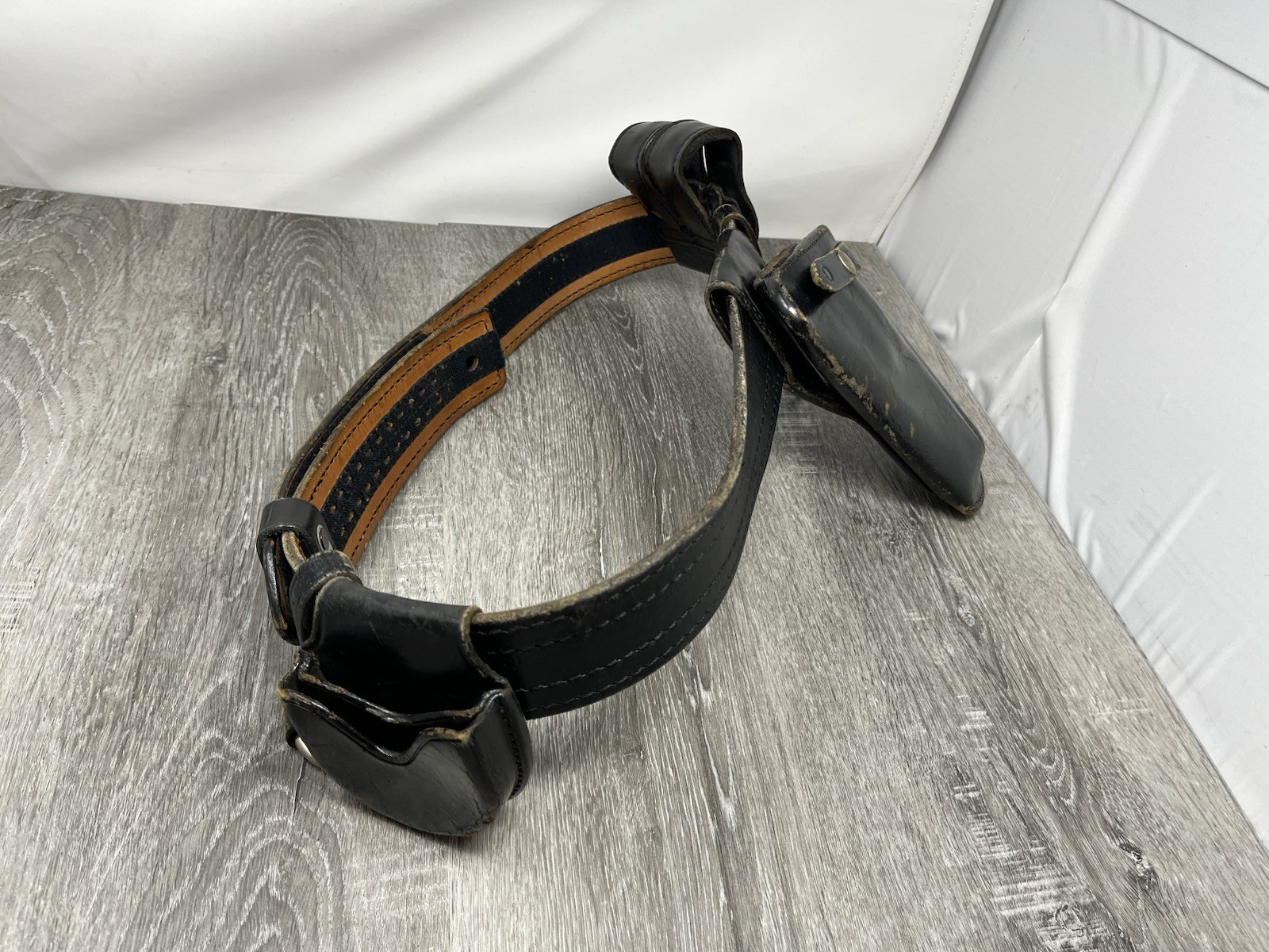 Safariland Black Buckleless Duty Belt Size Bianchi Model 27 Holster Accessories