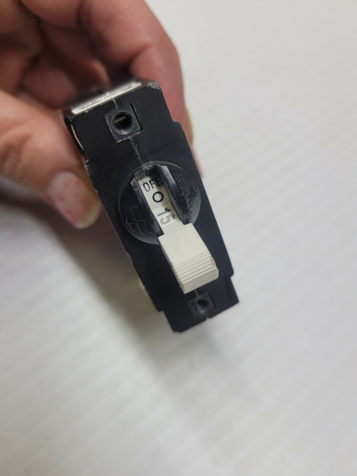 AirPax Circuit Breaker IEG1-34863-15-V