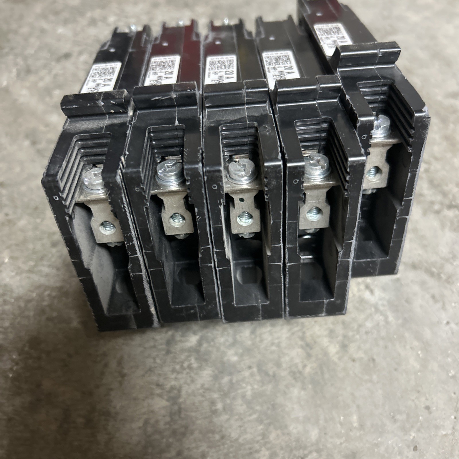 Square D EDB14020 20A 120-277V 1P Bolt On Breaker Lot