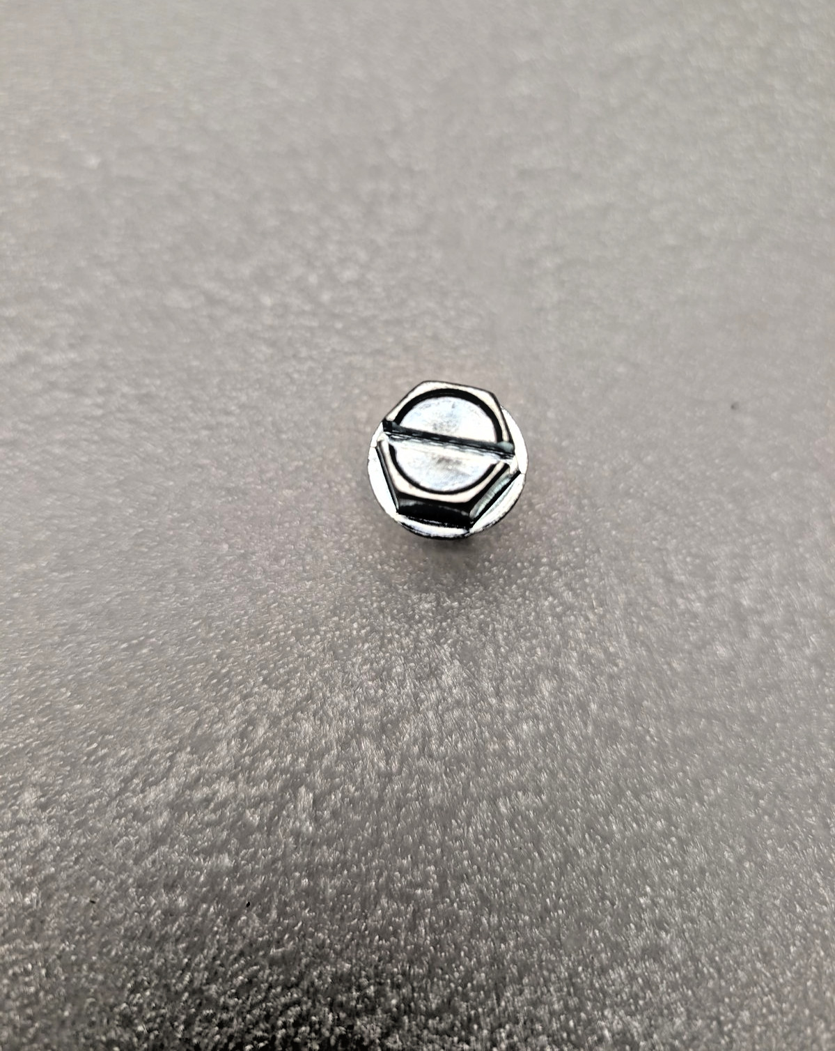 (20) IH Farmall Hood Bolts 330 340 460 560 756 856 966 1066 986 1086 1486 1586