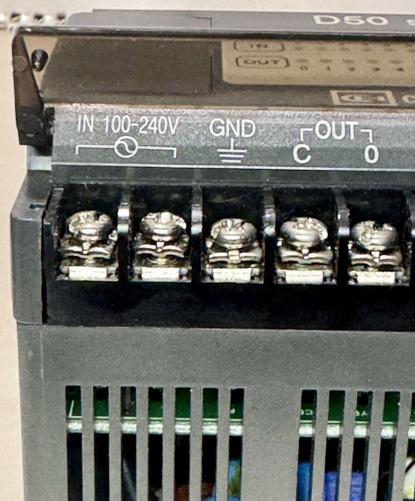 Cutler Hammer D50CR14 Controller Power 100-240VAC 60VA In 24VDC Out 250VAC