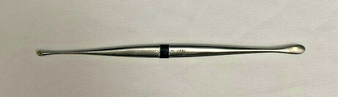V. Mueller NL1091 #2 Penfield Dissector Double Ended Curved & Wax Packer Neuro