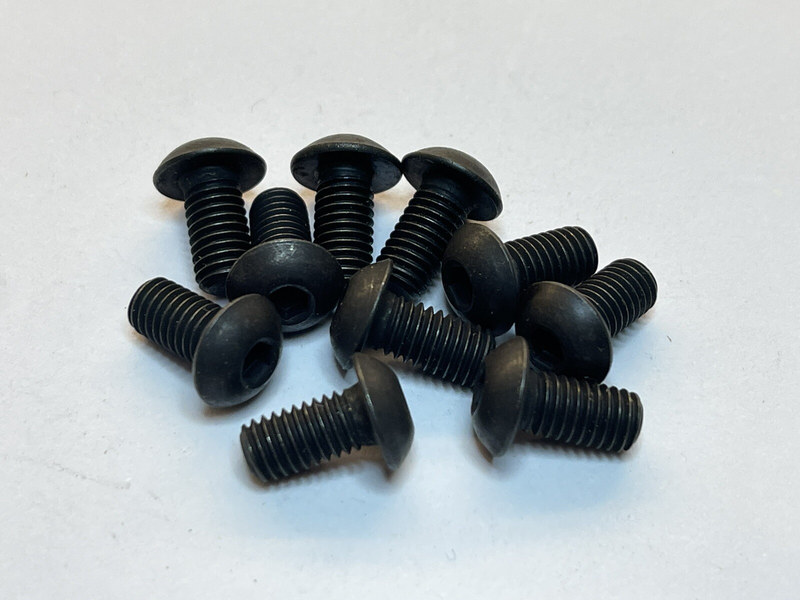 (10) M5-0.80x10mm 10.9 Socket Button Head Screw Bolts Black Steel Allen (24F66)