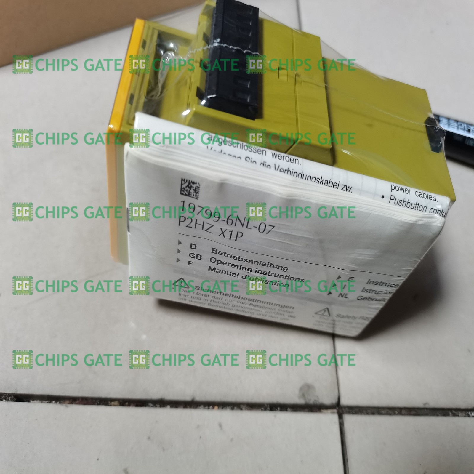 PILZ P2HZ X1P 777340 Safety Relay, New Sealed!