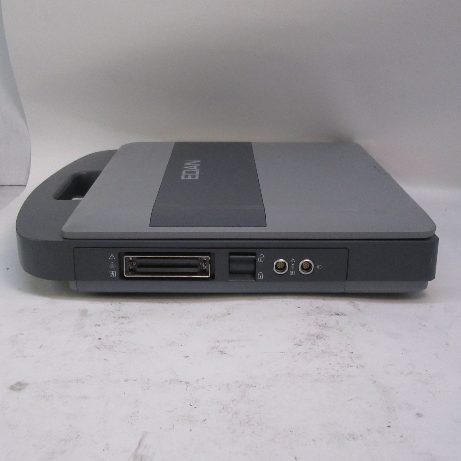 Edan Acclarix AX7 portable ultrasound *PARTS T12-D18