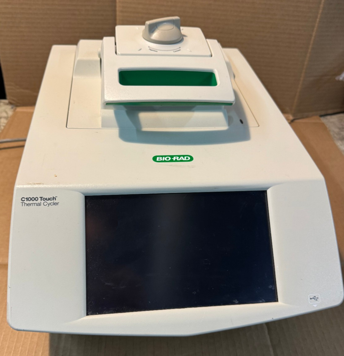 Bio-Rad C1000 Touch Thermal Cycler with 96-well Fast Reaction Module