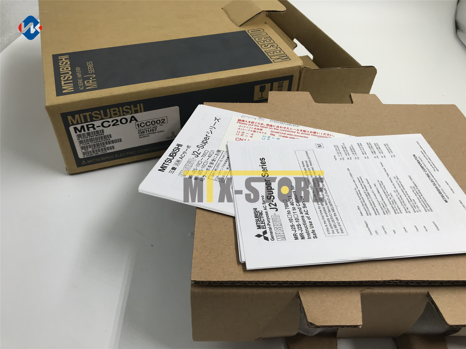 1pcs Brand new Mitsubishi with box MR-C20A MRC20A servo drive