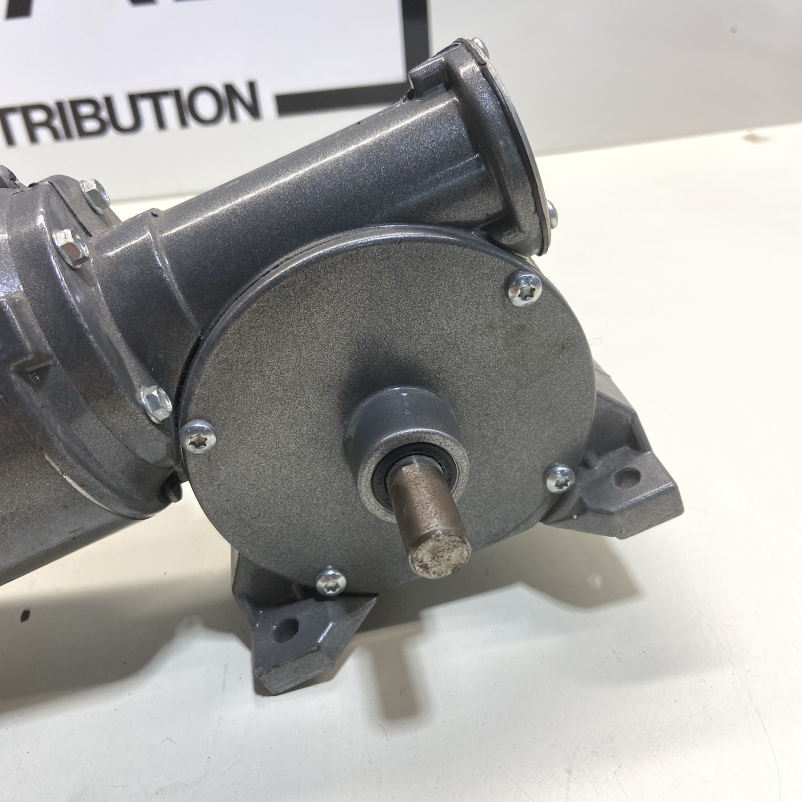 BALDOR GC24322 GEAR MOTOR, .08HP, 115 VOLTS, 1.0 AMPS, 50/60Hz
