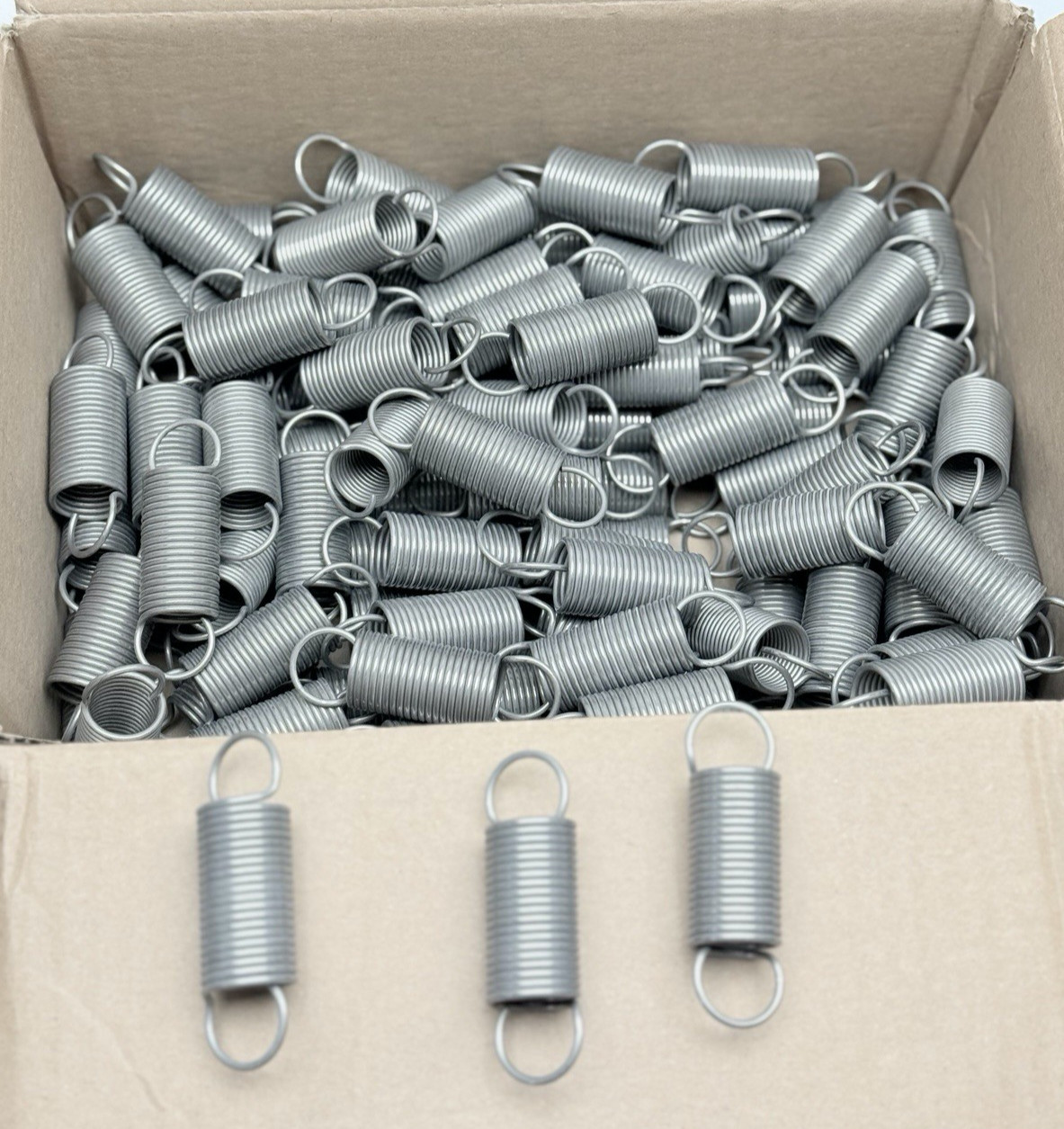 BOX OF 100, Z-135AI TENSION SPRING, 60121636