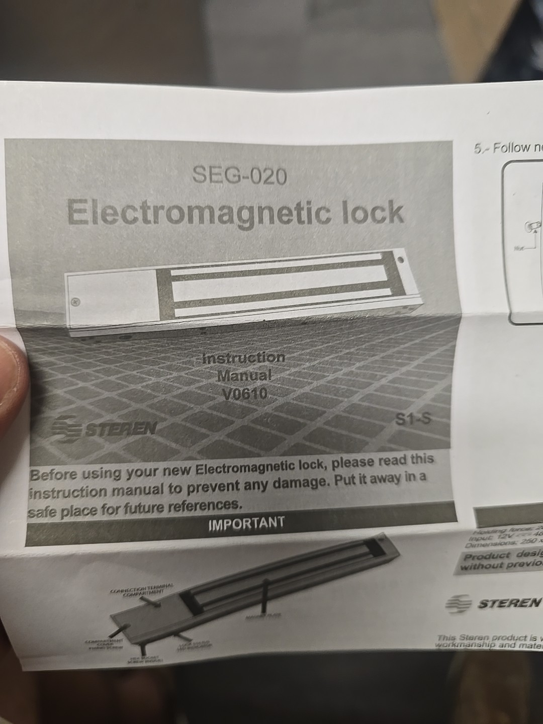 Electromagnetic Lock with 600Pound Holding Force.