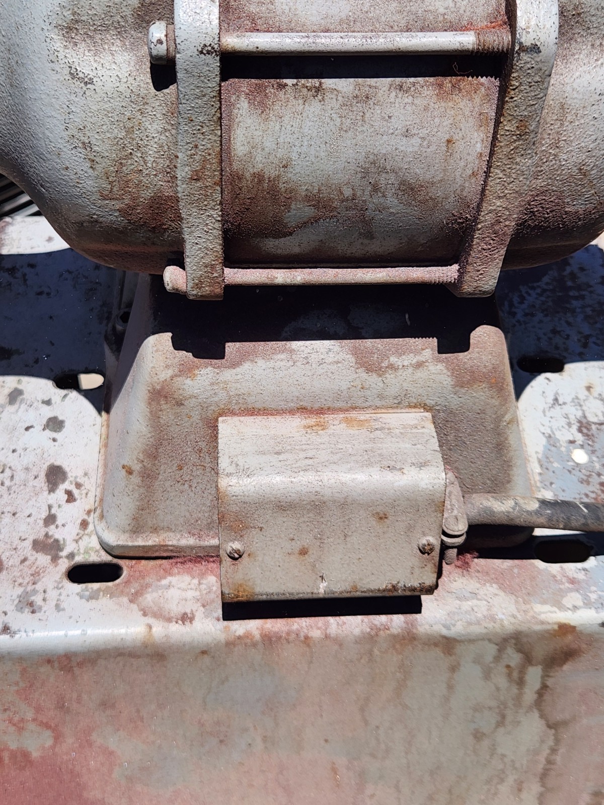 BALDOR GRINDER MODEL 1530