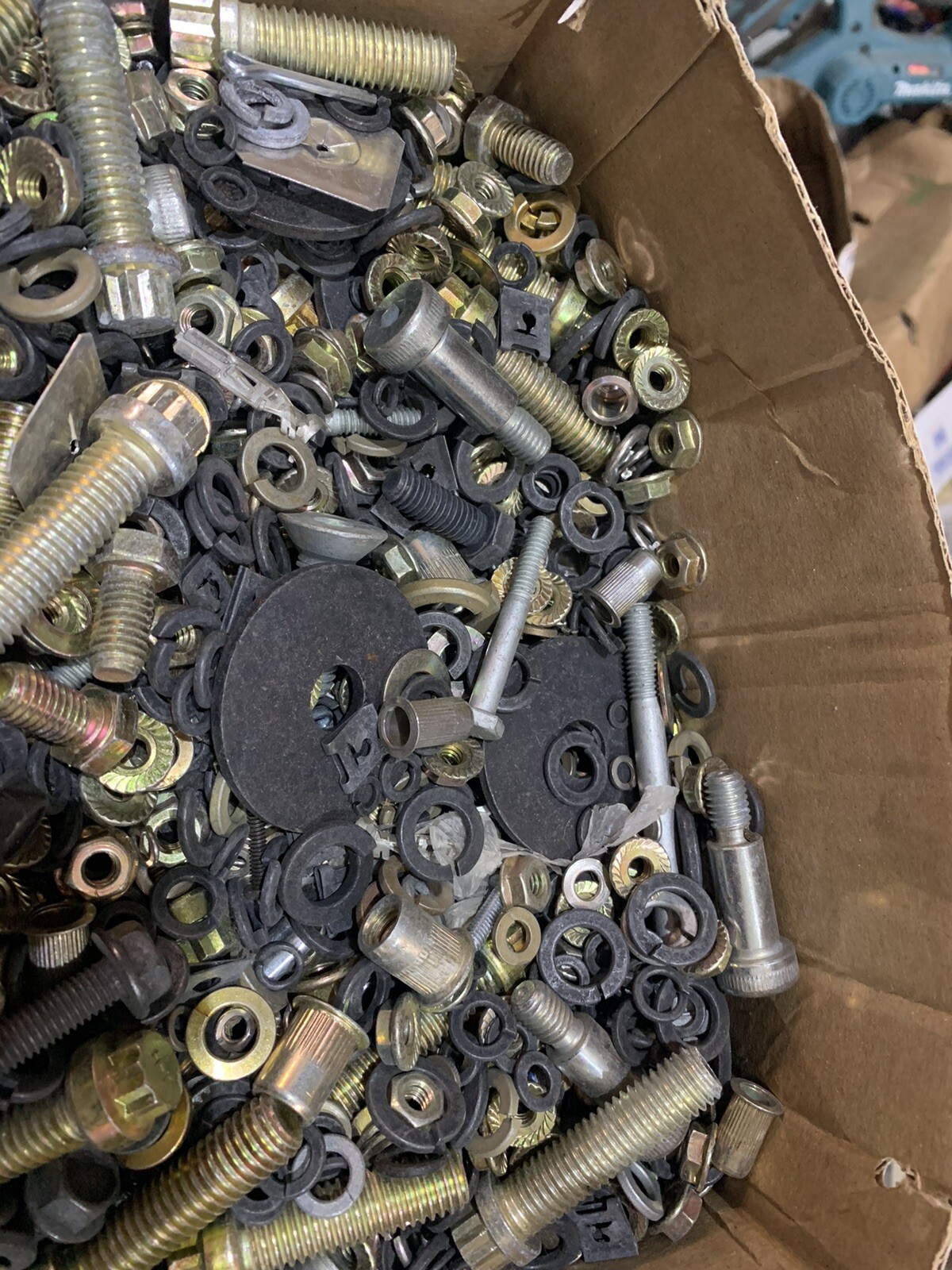 50 Pounds Of Assorted Bolts Hardware New Free Shipping Grade 8 5 Nuts Washers