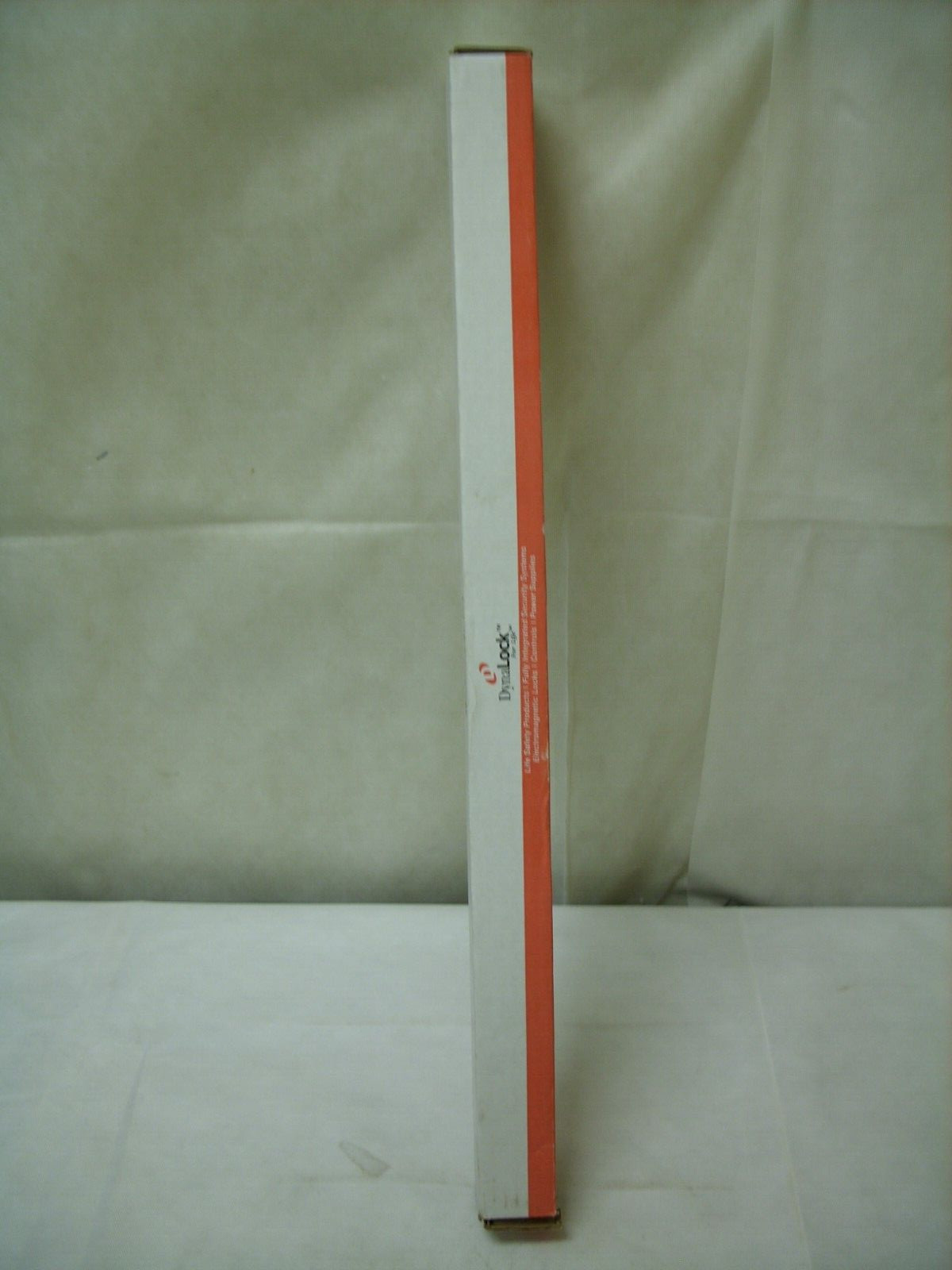 DynaLock – 1-1/2″ x 1-1/2″ x 22″ Aluminum Angle Bracket – 4622 – NOS