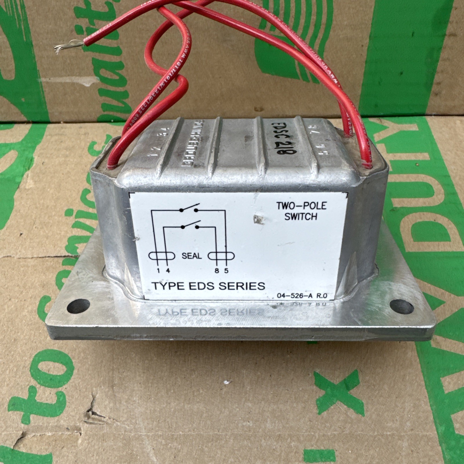 Crouse Hinds Explosion Proof 2 Pole EDS Switch 20A 120-277 For EDSC218