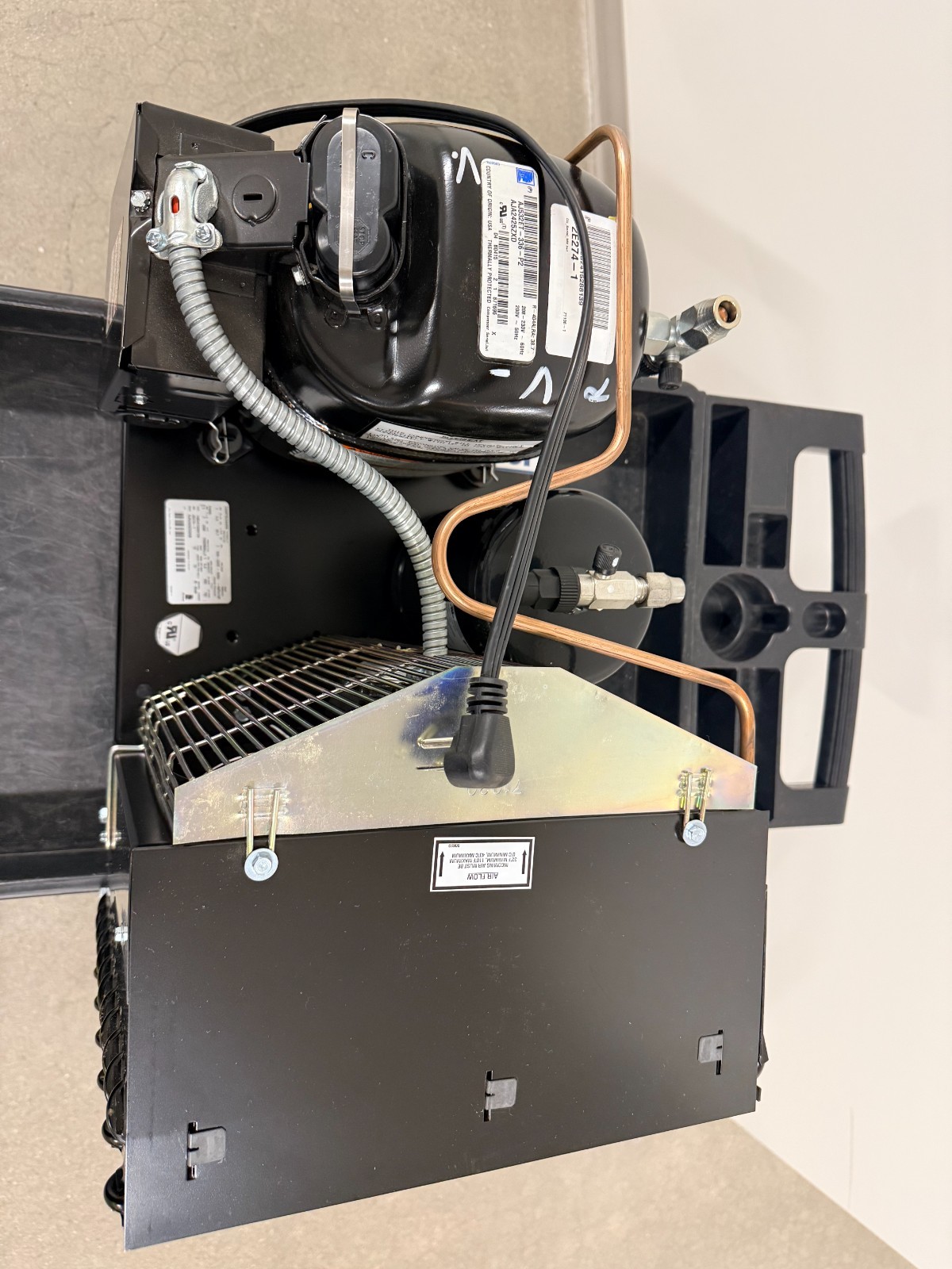 OMNITEAM/TECUMSEH COND-UNIT-AJA2429-ZXDXB 208.V-1 PH-1/2-HP- R404A- INDOOR- NEW