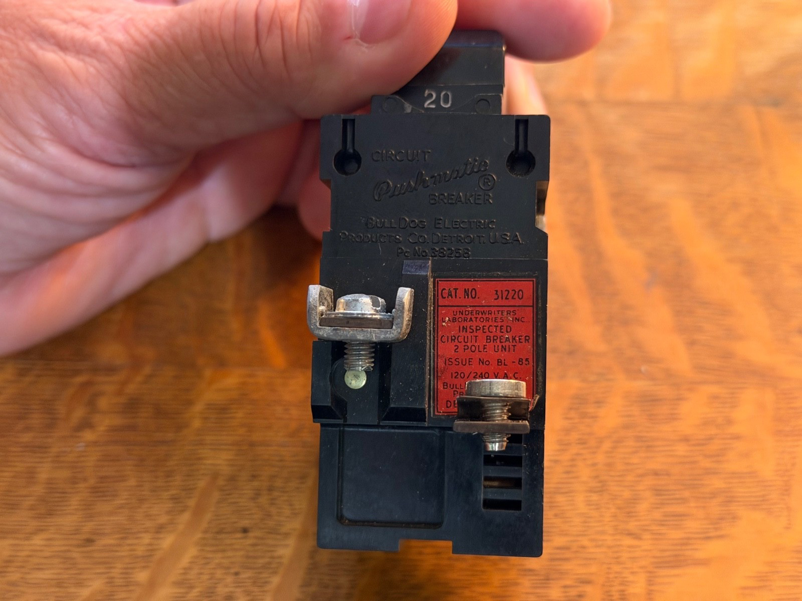 Bulldog 31220 Pushmatic Circuit Breaker 20A 120/240VAC 2-Pole Common Trip
