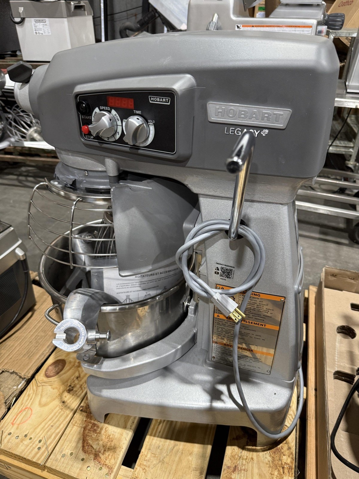 2026 HOBART HL200 20QT. BAKERY DOUGH MIXER W/ BOWL, BOWL GUARD and ALL ATTACHMEN