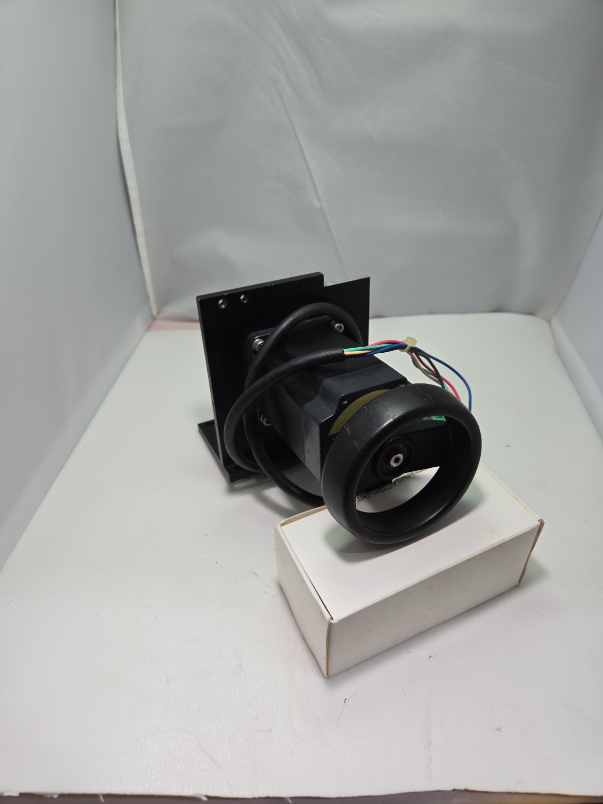 Vexta Oriental Motor PK569BUA 5-Phase Stepping Motor (DC1.4A ) W/ bracket M67