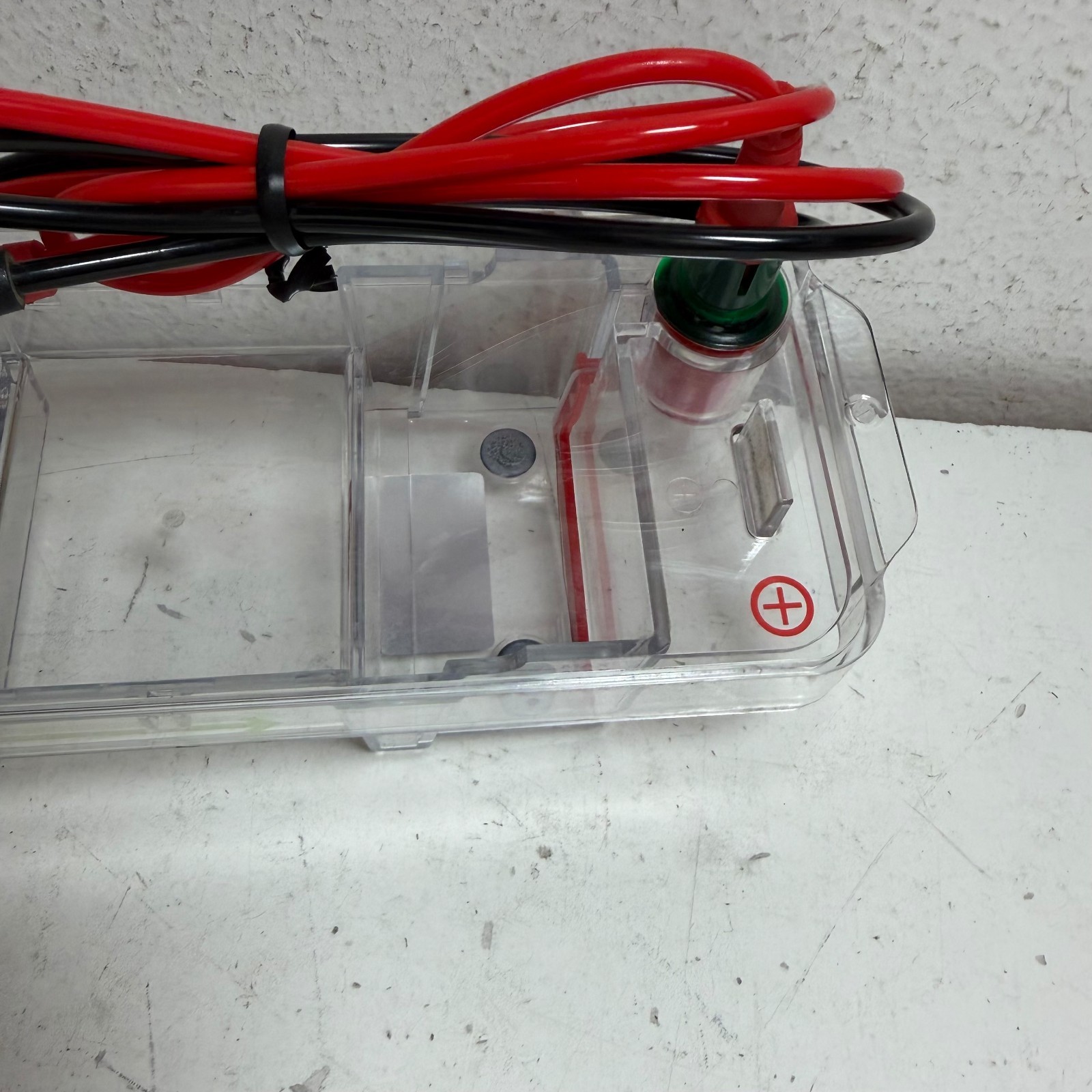 Bio-Rad Mini-Sub Cell GT Compact Horizontal Agarose Gel Electrophoresis System