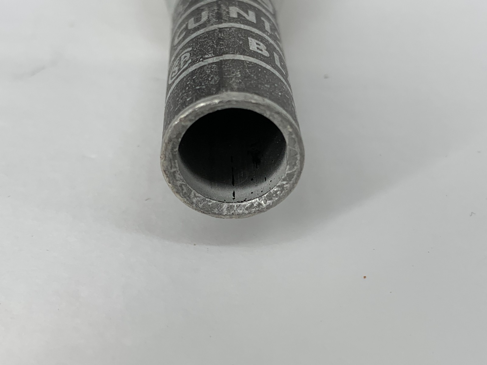 Burndy YA262TC38 50239NL 2-Hole Compression Lug 2/0 AWG Solid/Stranded Copper