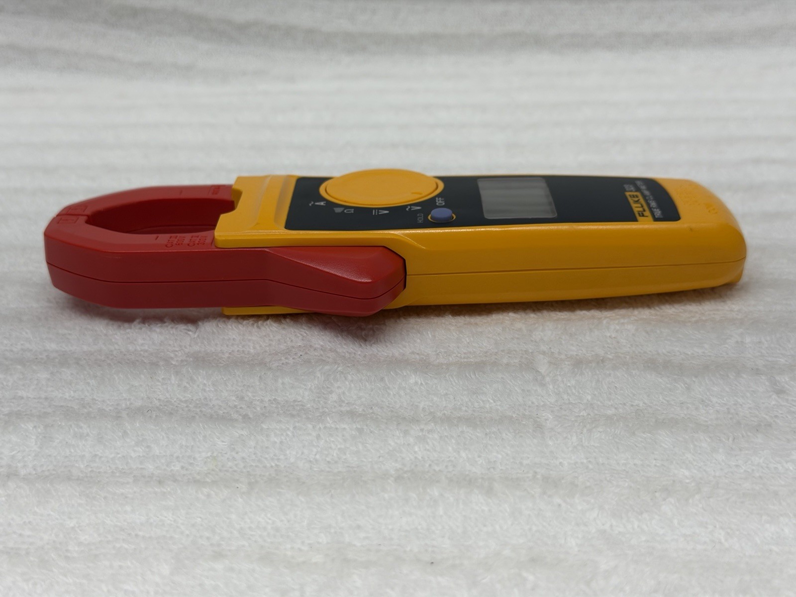 FLUKE 116/323 Kit HVAC Multimeter and Clamp Meter Combo Kit C2