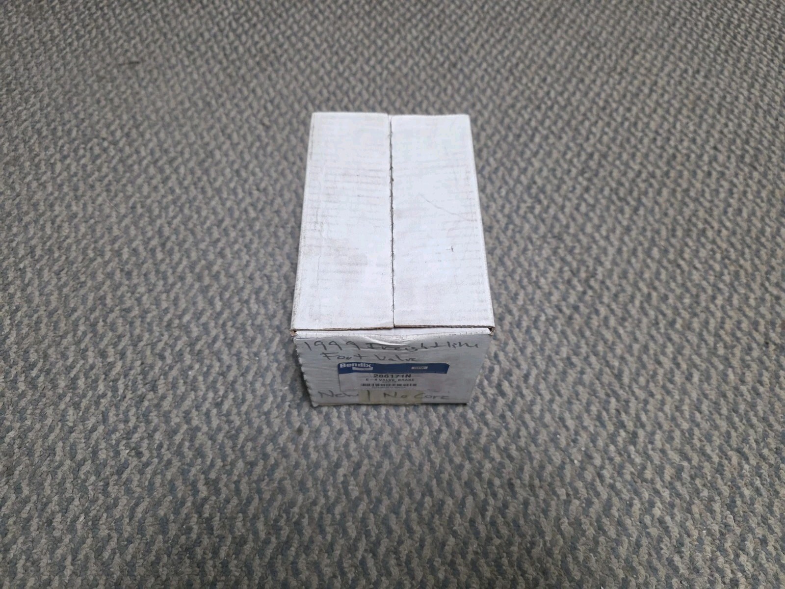Bendix 286171N E-6 Air-Operated Brake Valve, Suitable for Air